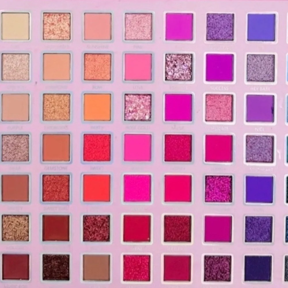 Barbie‎ Grabella Barbie Girl Eyeshadow Palette NEW 💜